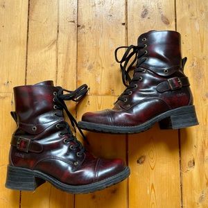 Taos Crave Boot Dark Cherry